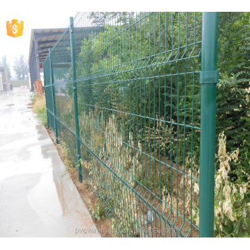 Triangle Bending PVC Coated Welded Wire Mesh Fence